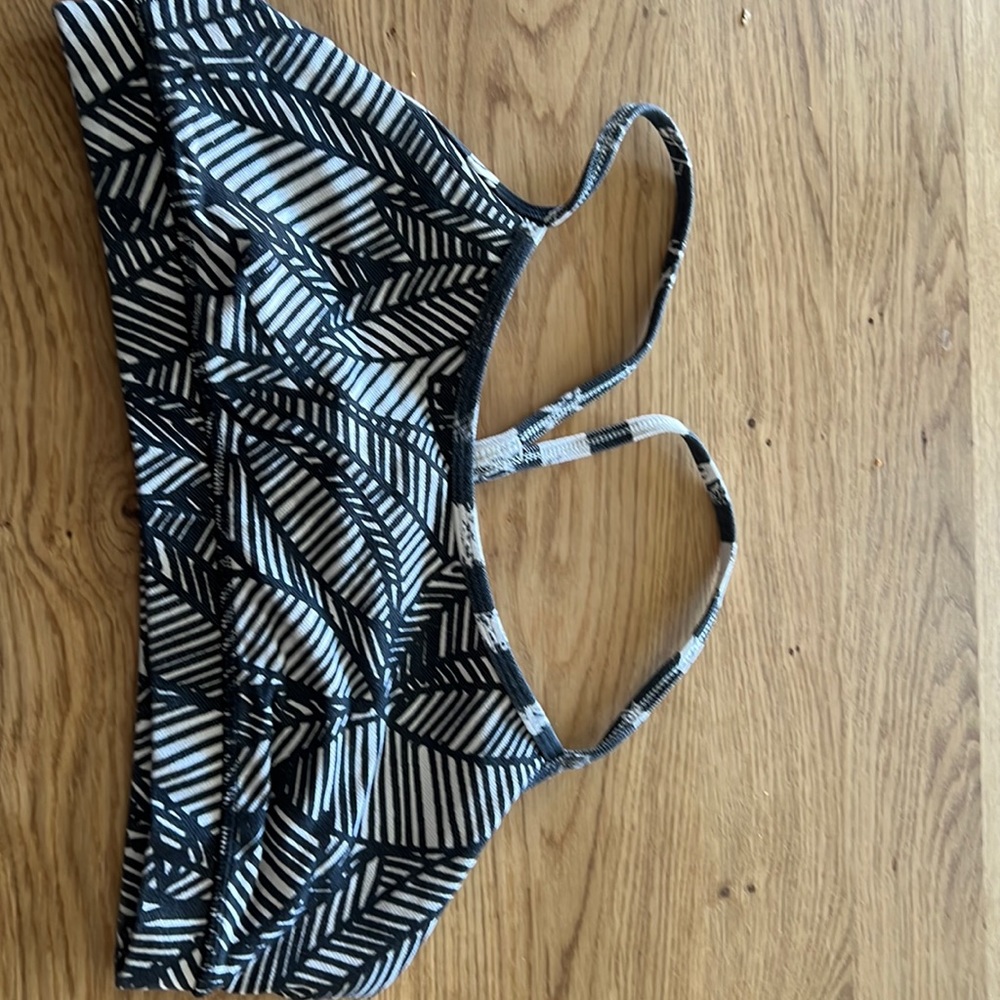 Lululemon flow Y bra
